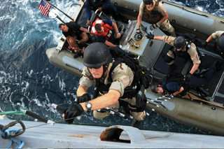 Illustration for article titled Is The US About To Blockade Iranian Arms Shipments To Yemen?